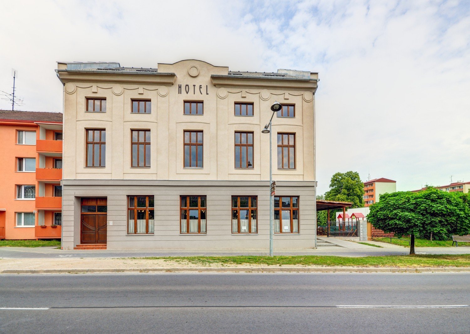 Hotel Chmelnice