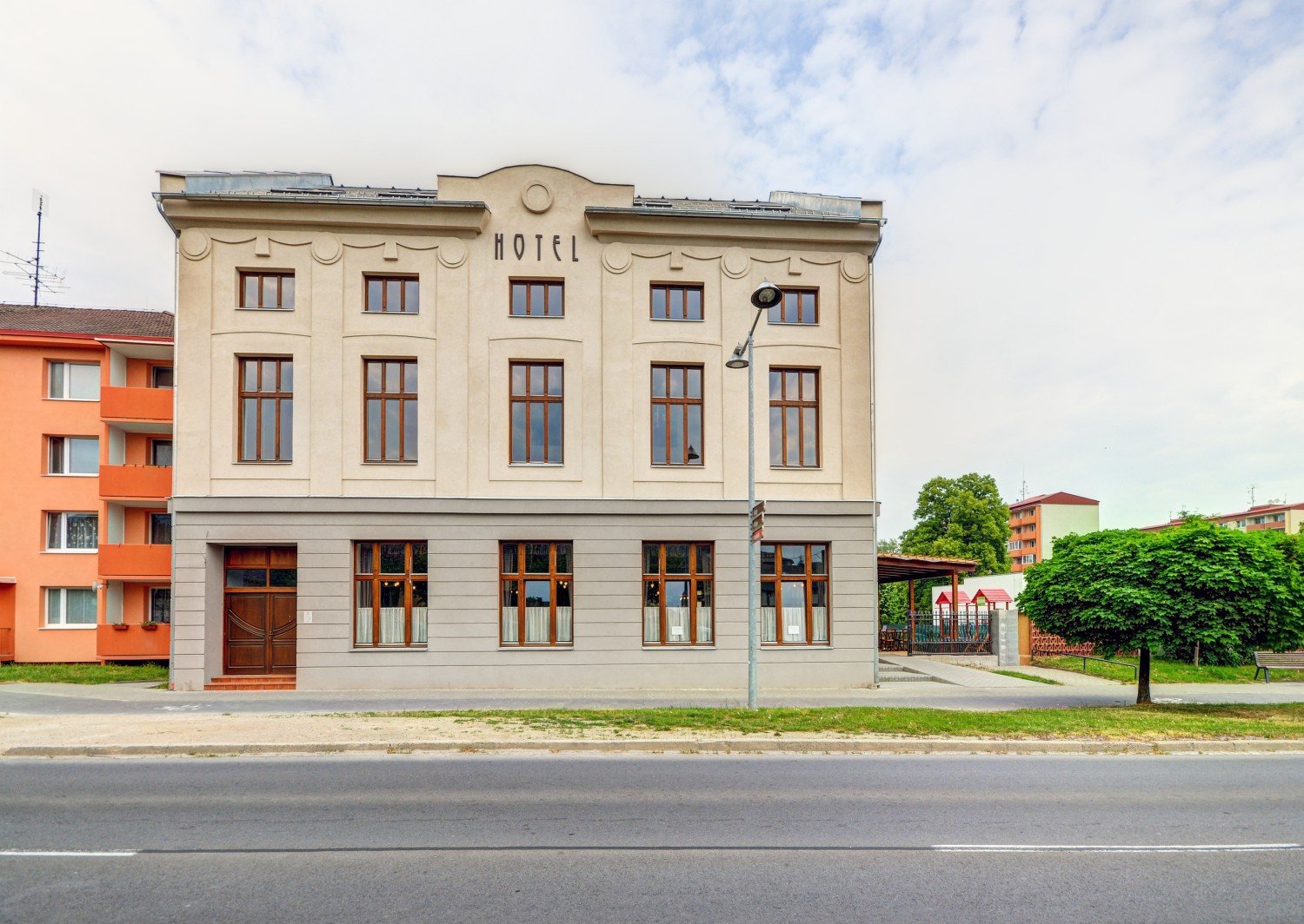 Hotel Chmelnice